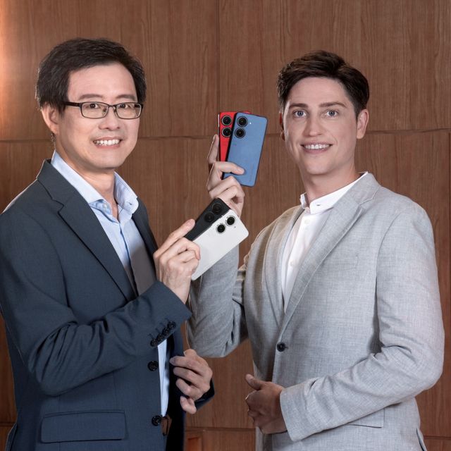 S.Y. Hsu and Sascha Krohn Presents Zenfone 9